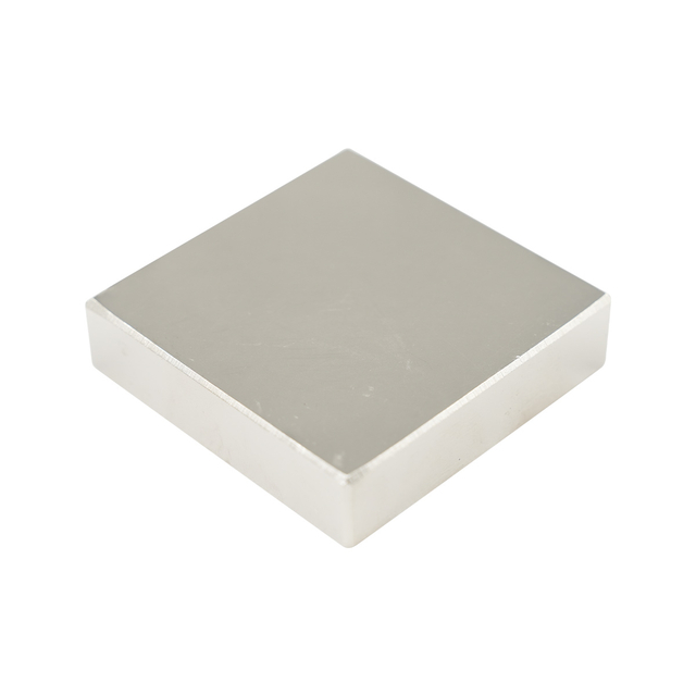 Не-HRE HIGH COERCITION MAGNET